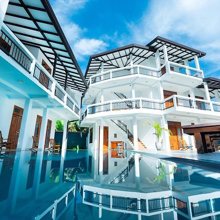 Teya Beach Hotel Ahangama Exterior photo