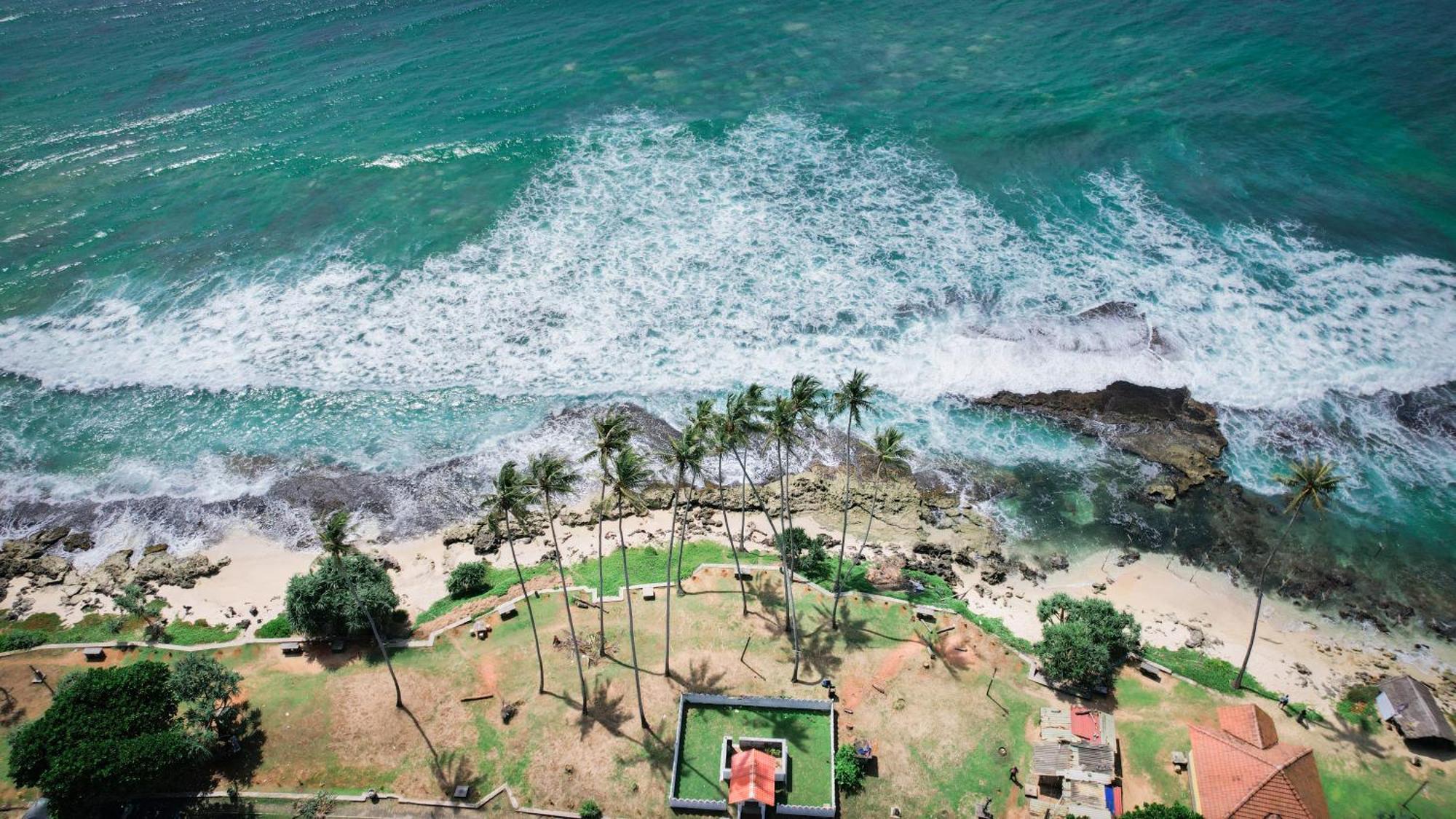 Teya Beach Hotel Ahangama Exterior photo
