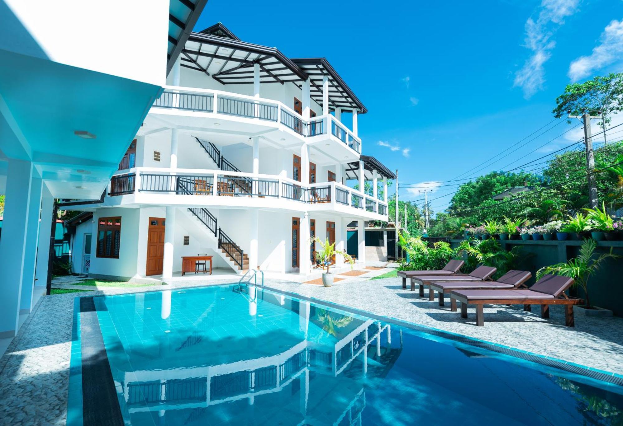 Teya Beach Hotel Ahangama Exterior photo