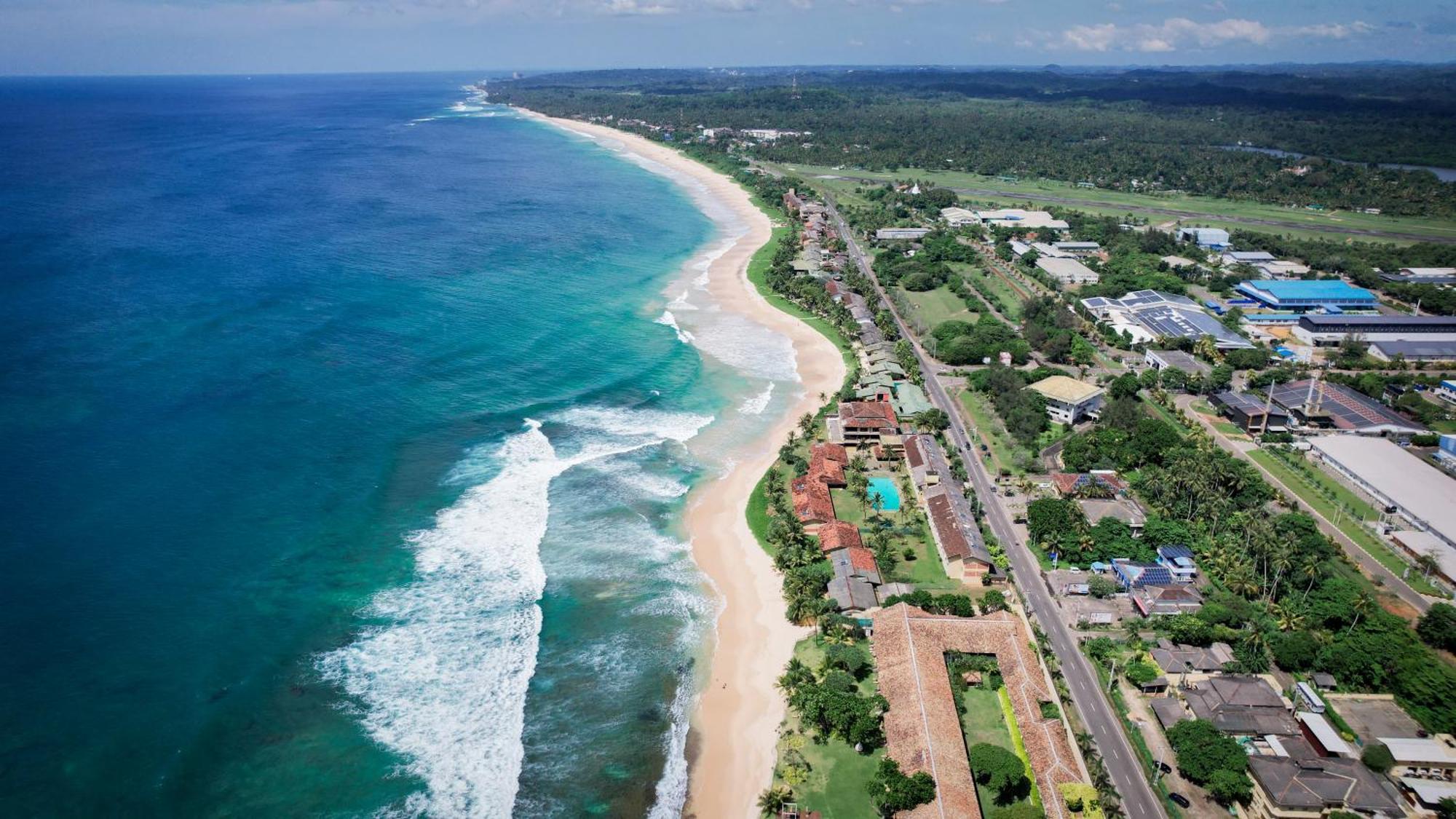 Teya Beach Hotel Ahangama Exterior photo