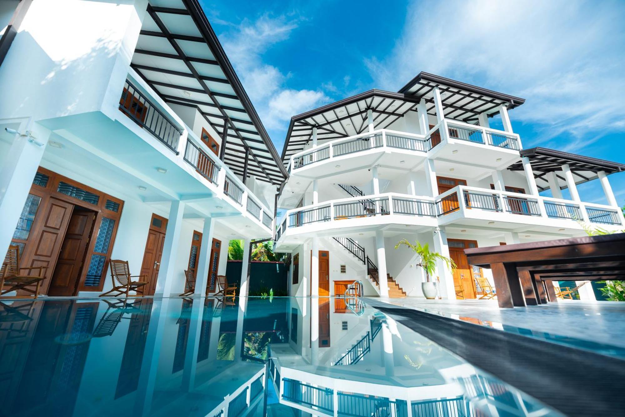 Teya Beach Hotel Ahangama Exterior photo