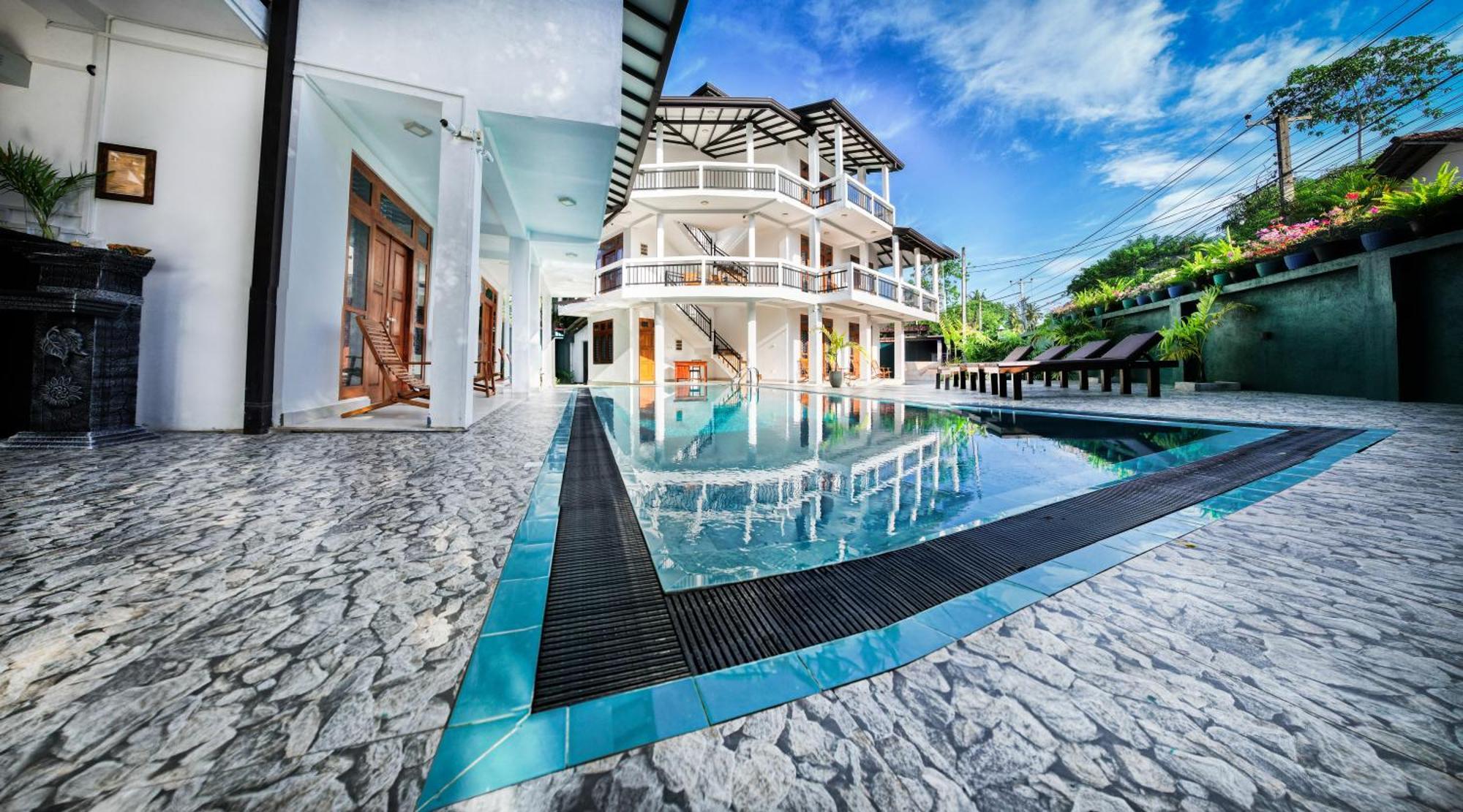 Teya Beach Hotel Ahangama Exterior photo