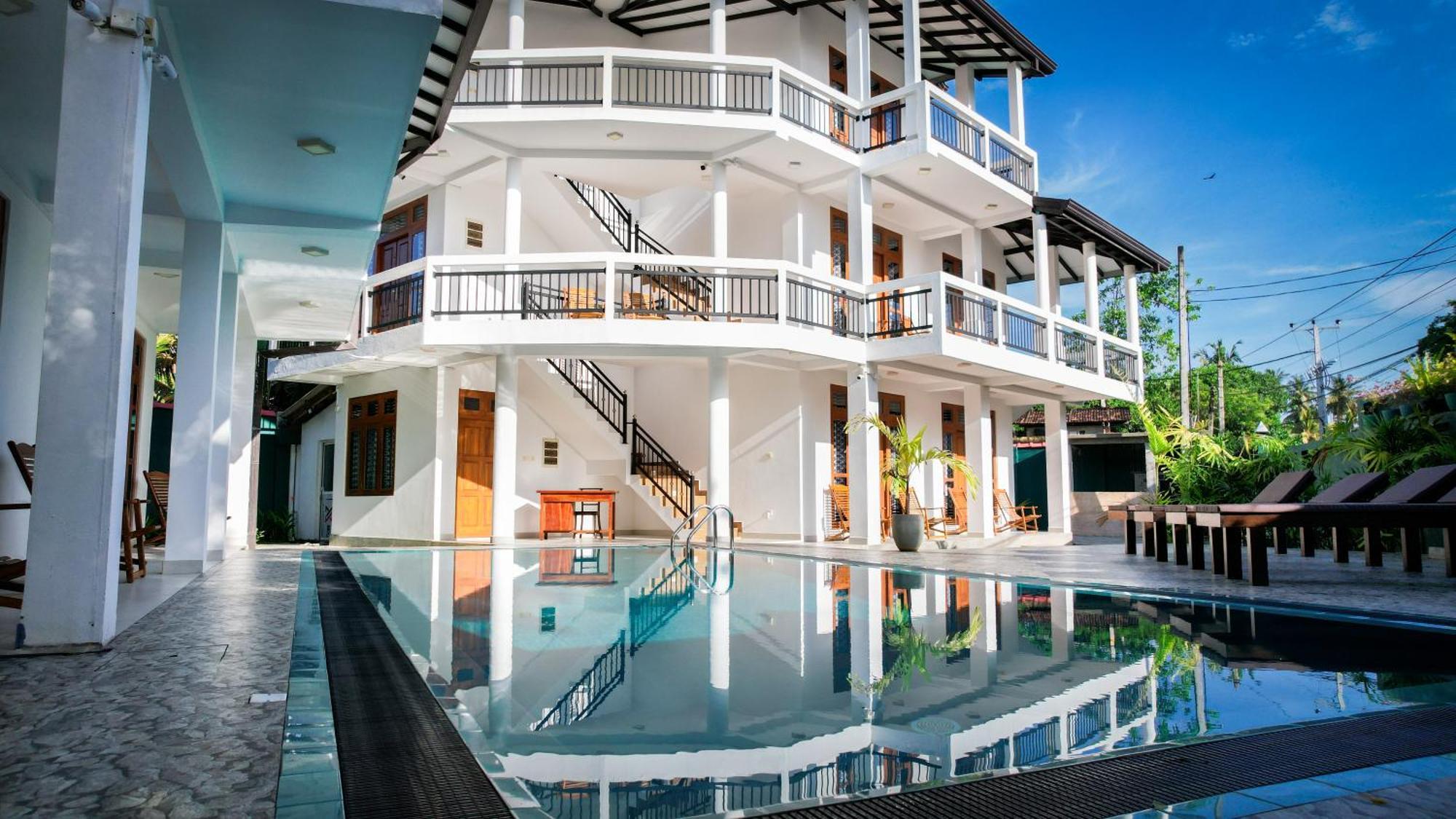 Teya Beach Hotel Ahangama Exterior photo