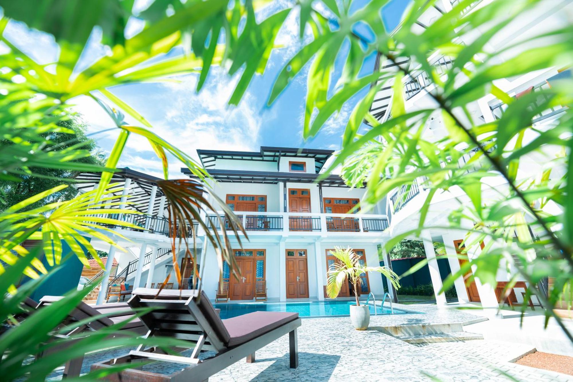 Teya Beach Hotel Ahangama Exterior photo