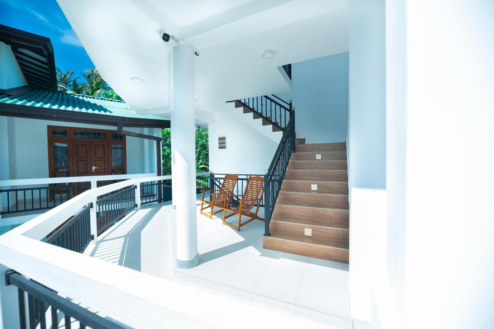 Teya Beach Hotel Ahangama Exterior photo